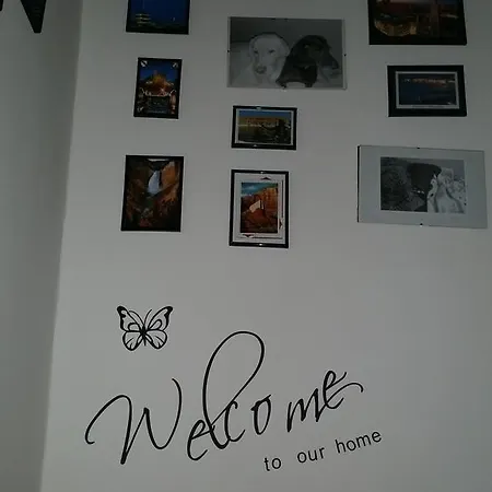 Roki & Diva (adults Only) Gæstehus