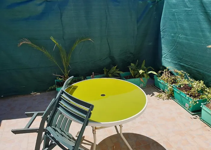 Roki & Diva 2* Zadar