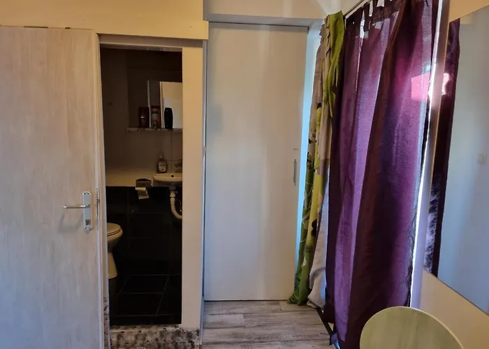 Roki & Diva 2* Zadar