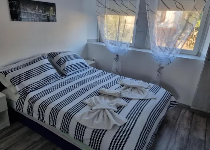 Гостевой дом Roki & Diva (adults Only) 2*