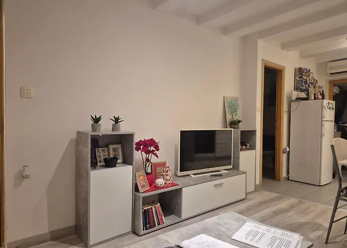 Гостевой дом Roki & Diva (adults Only) 2*